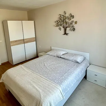 Appartement Fenix 2 Bedroom Center *